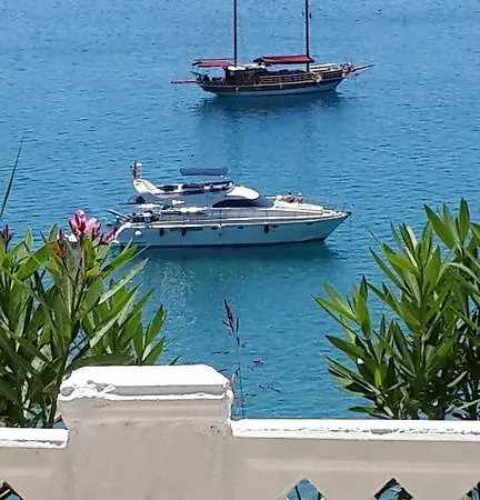 Hotell Lara (adults Only) 3*