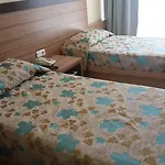 Hotell Lara (adults Only)