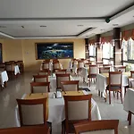 Hotell Lara (adults Only) 3*