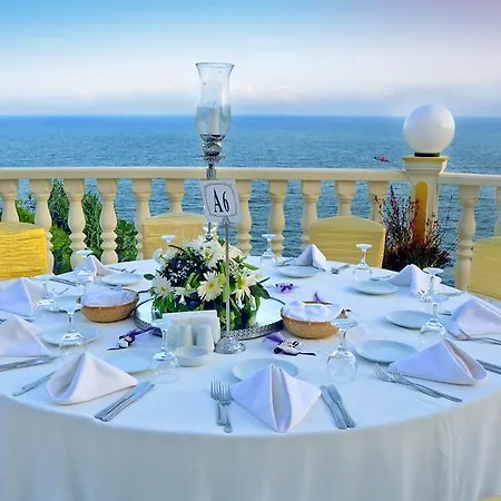 Lara Hotel