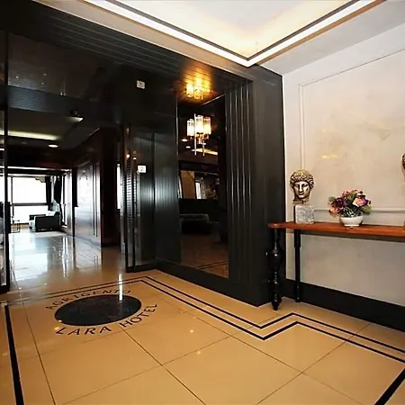Hotell Lara (adults Only) 3*