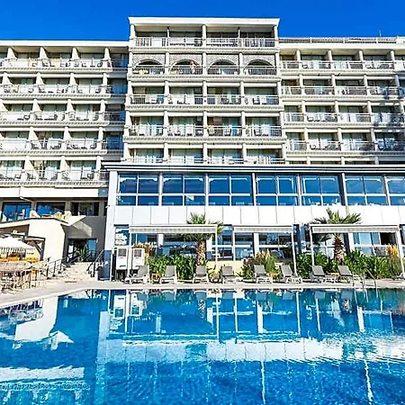 Hotell Lara (adults Only) 3*