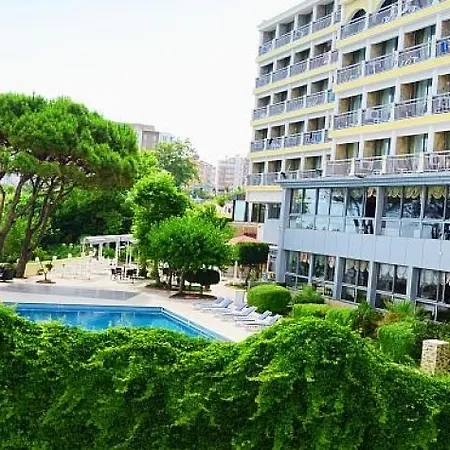 מלון Lara (adults Only) 3*