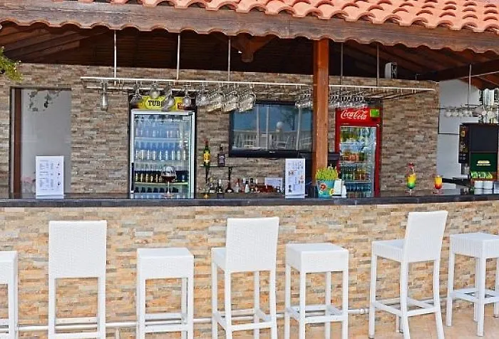 Lara (adults Only) Hotell