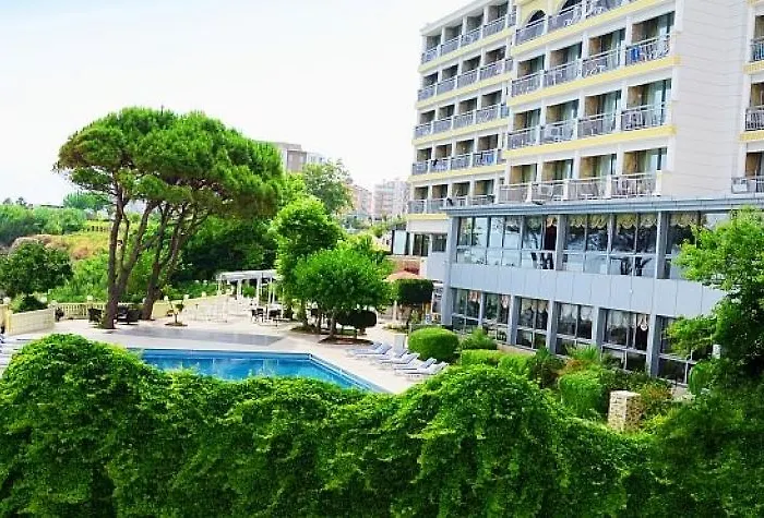 Hotell Lara (adults Only) 3*